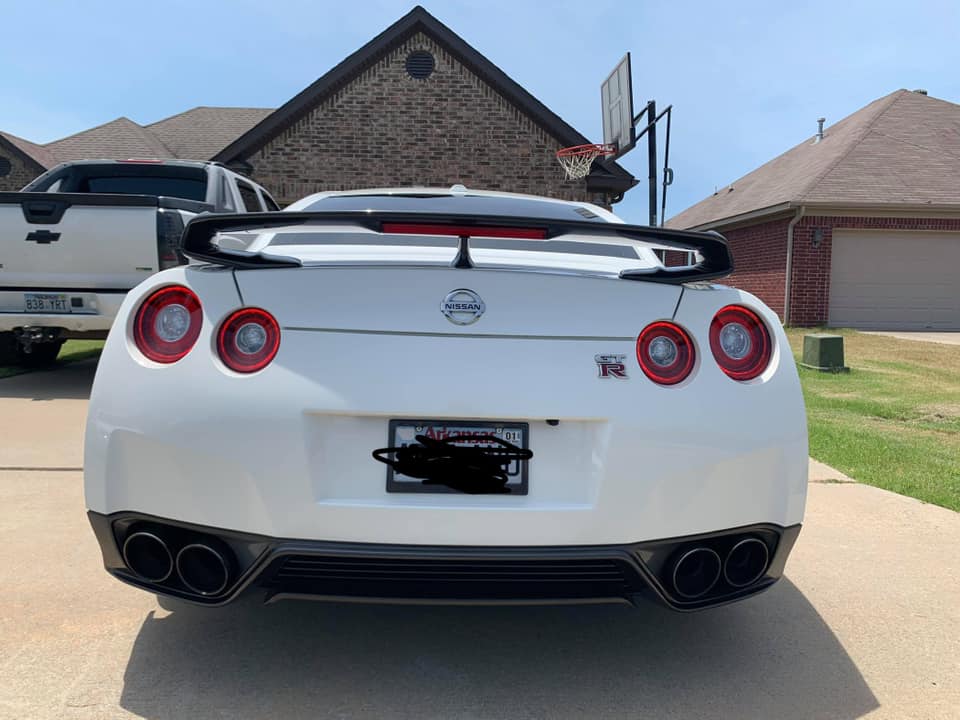 OEM Style Carbon Fiber Spoiler for Nissan GT-R R35