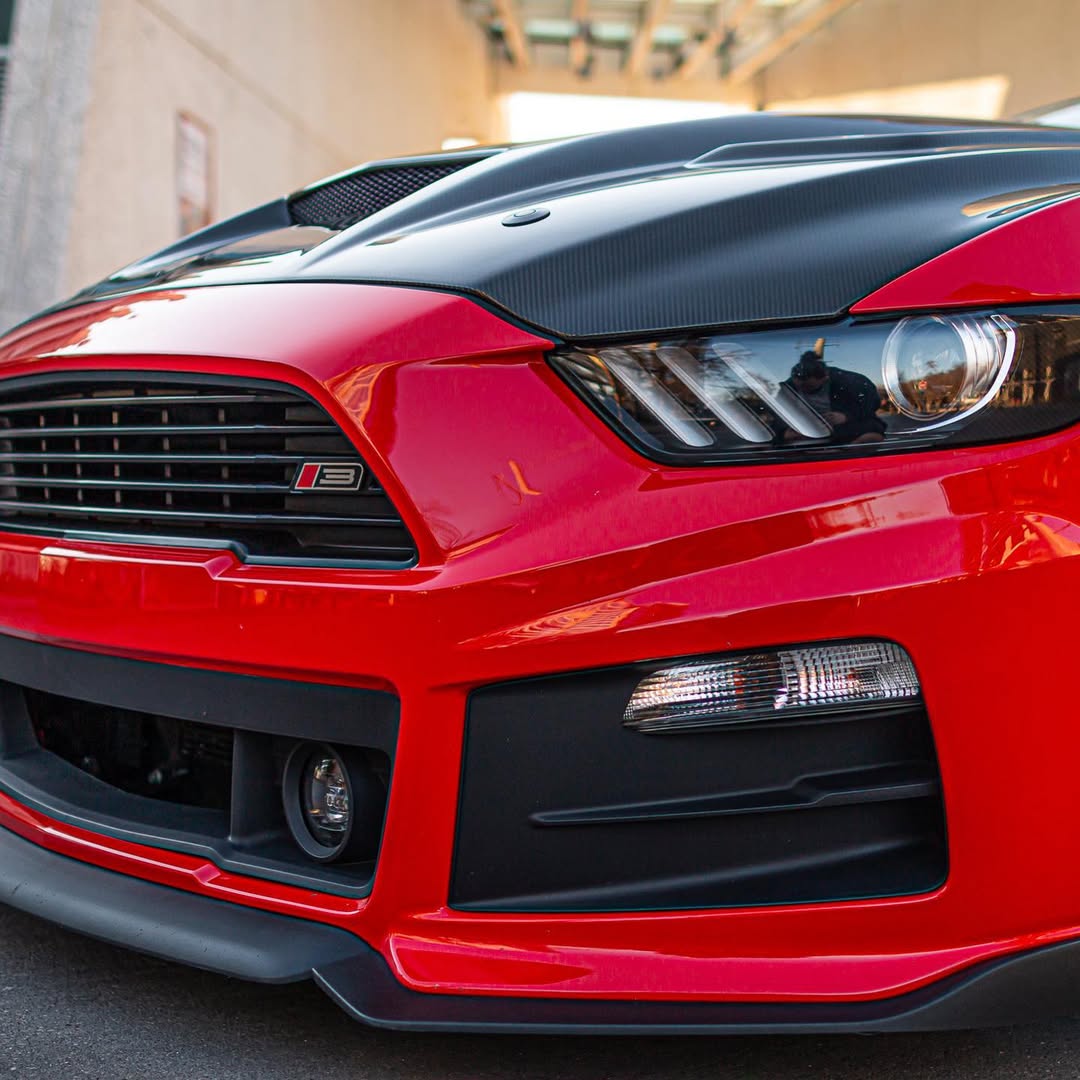 Carbon Fiber Vented Hood for Ford Mustang S550.1 2015 - 2017