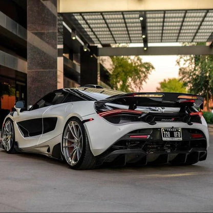 RF Style Carbon Fiber Side Skirts for McLaren 720S