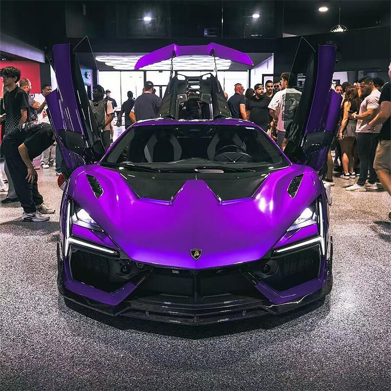 Lamborghini Revuelto DK Style Carbon Fiber Hood
