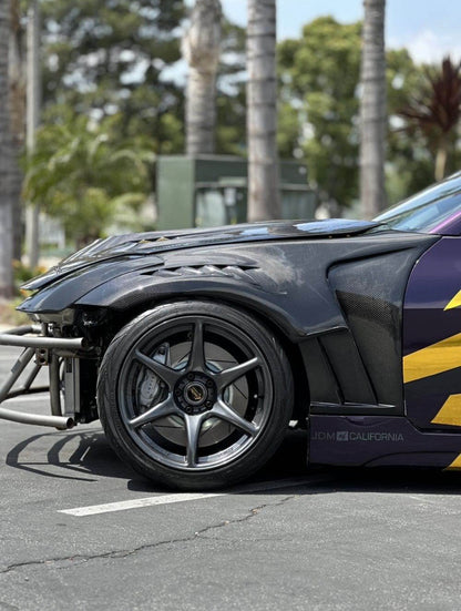 NISSIAN 350Z V1 CARBON FIBER FENDERS 2002-2009