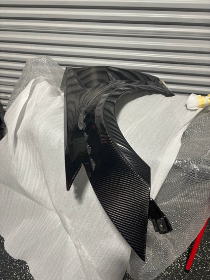 NISSIAN 350Z V1 CARBON FIBER FENDERS 2002-2009