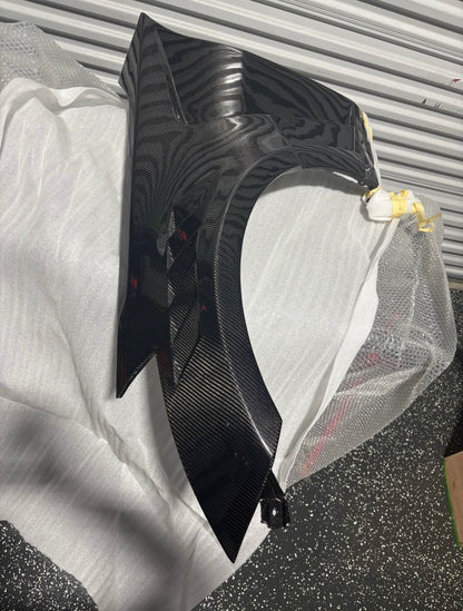 NISSIAN 350Z V1 CARBON FIBER FENDERS 2002-2009