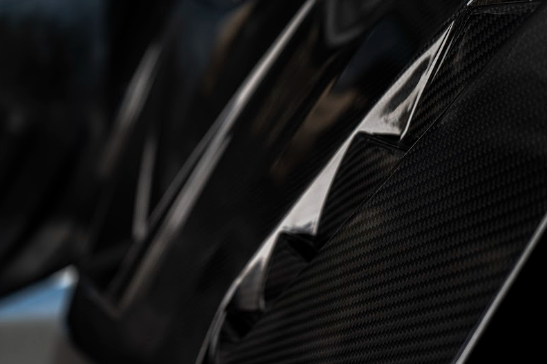 Lamborghini Revuelto DK Style Carbon Fiber Hood