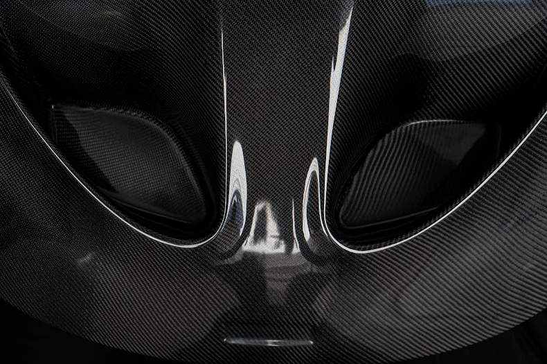 P1 Style Dry Double-Sided Carbon Fiber Hood for McLaren 570S/540C/570GT/600LT